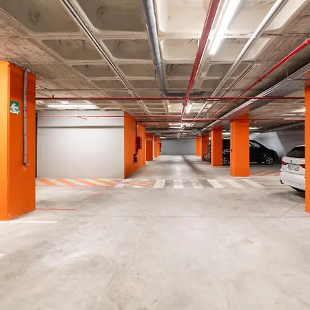 Xpce Urban 11 Skyline-parkingfree * Malaga